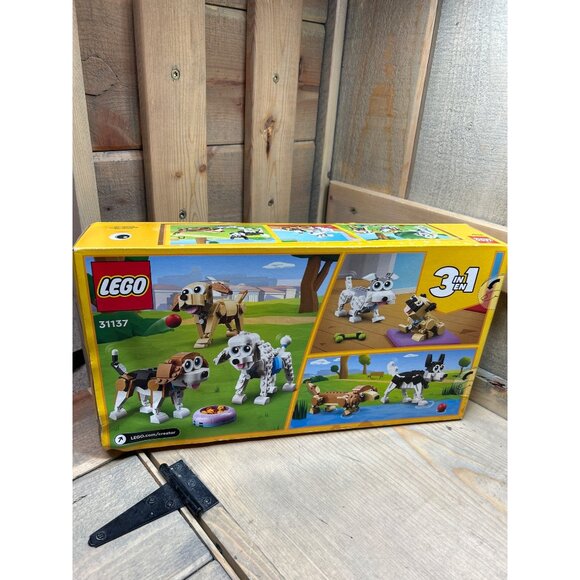 LEGO Creator 3 in 1 Adorable Dogs Set 31137 with Dachshund, Pug, Poodle Figures - Picture 5 of 7